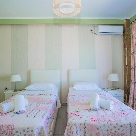 Laura Beach House Alykes  Dış mekan fotoğraf