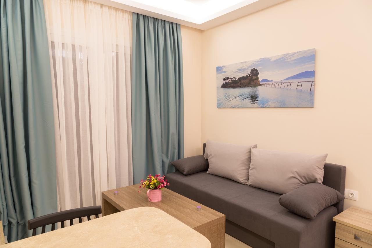 Laura Beach House Alykes  Dış mekan fotoğraf