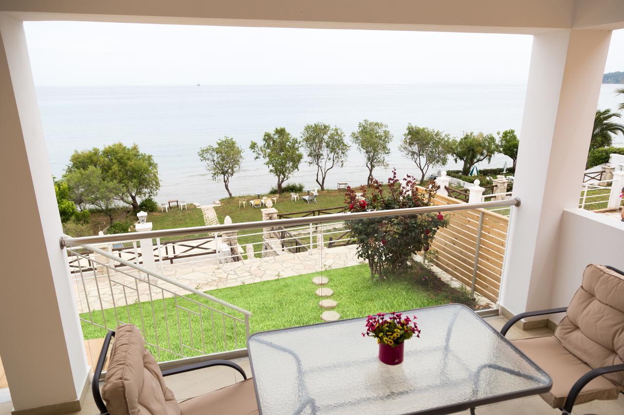 Laura Beach House Alykes  Dış mekan fotoğraf
