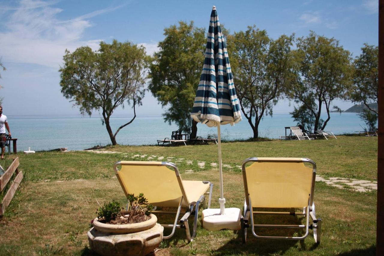 Laura Beach House Alykes  Dış mekan fotoğraf
