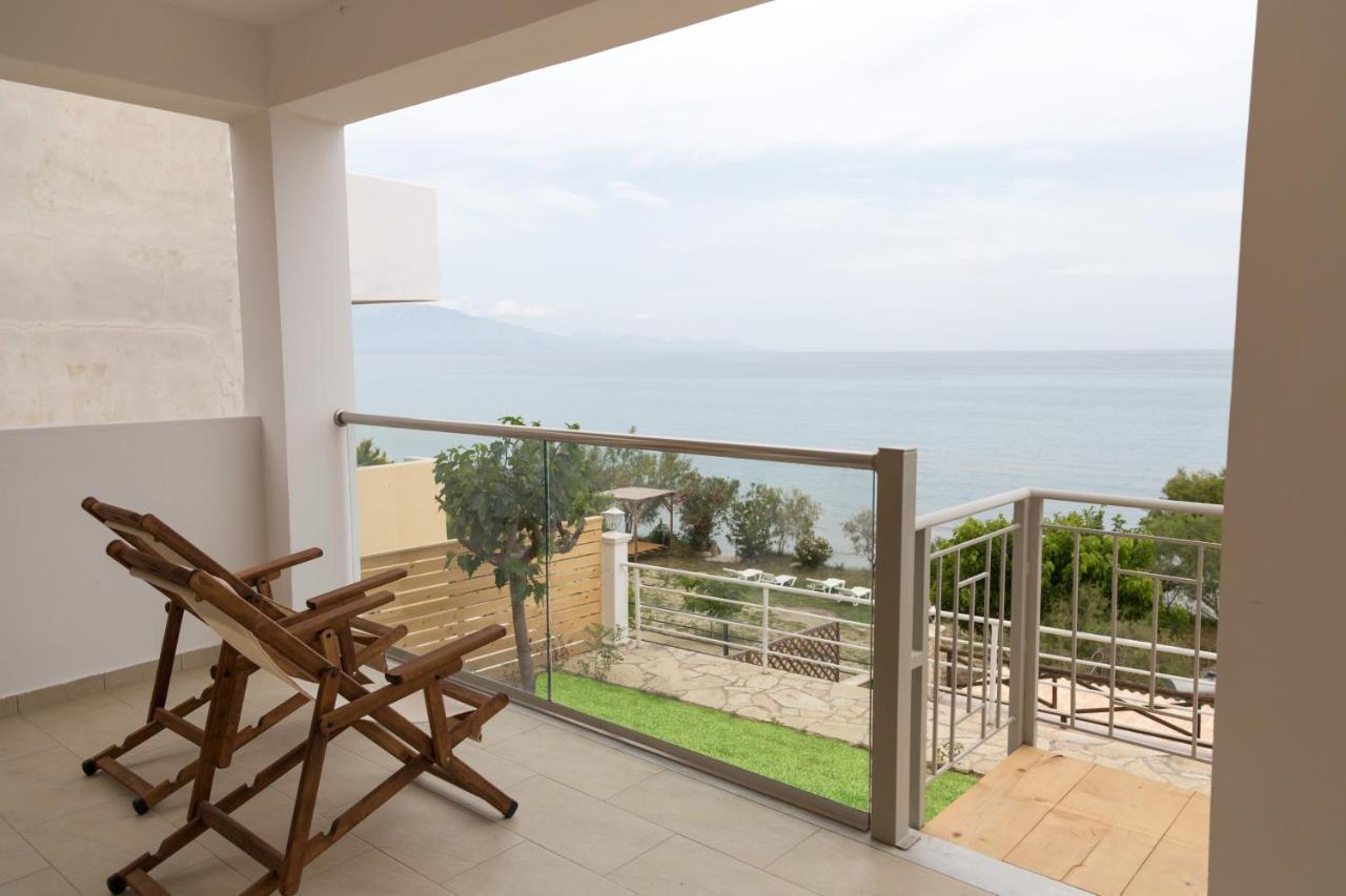 Laura Beach House Alykes  Dış mekan fotoğraf