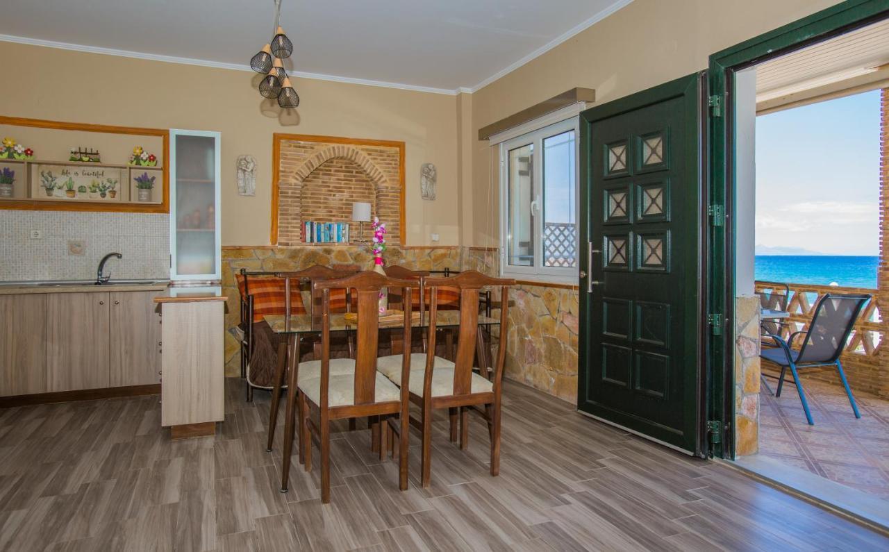 Laura Beach House Alykes  Dış mekan fotoğraf