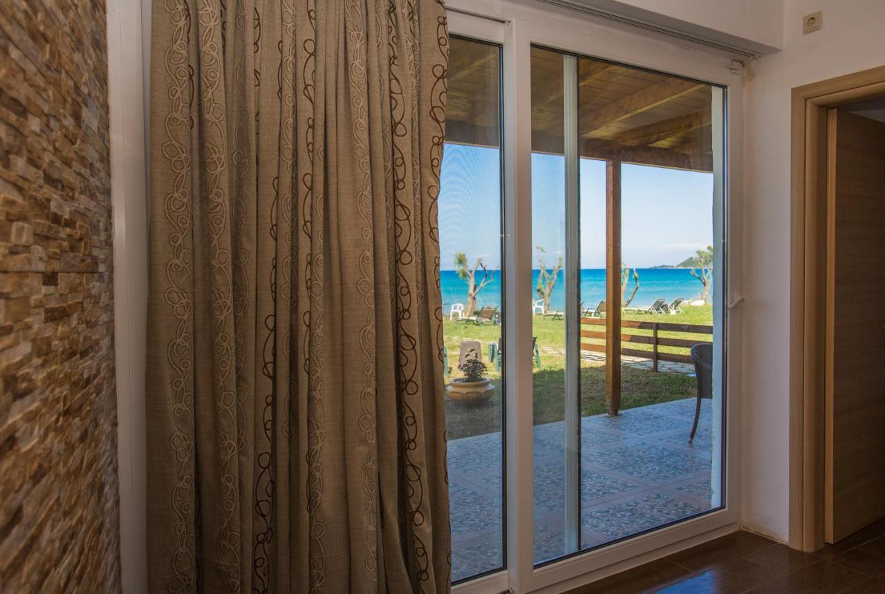 Laura Beach House Alykes  Dış mekan fotoğraf